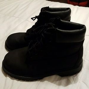 Boys Timberland Boots sz.2